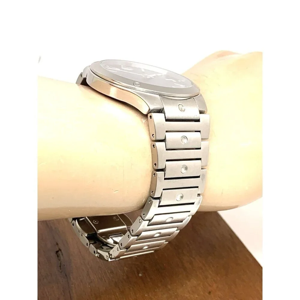 Movado Men's Watch 0607541 SE Black Dial Swiss Quartz Silver Steel 41mm